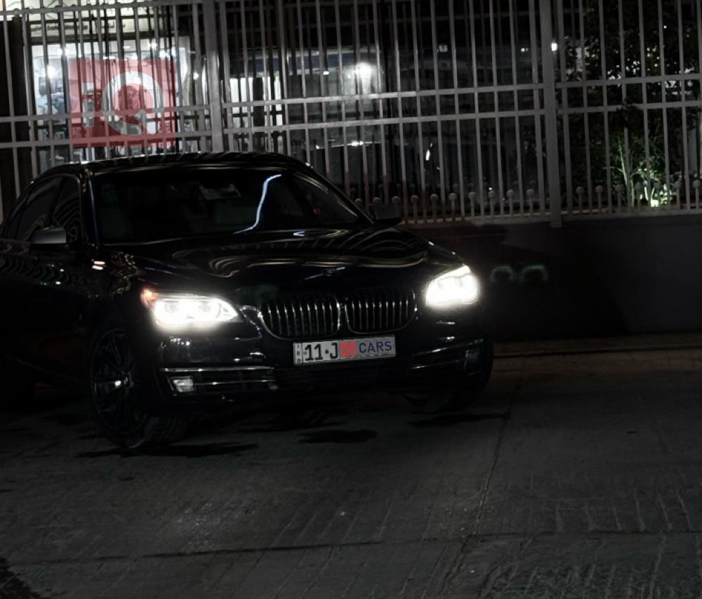 بي ام دبليو الفئة 7